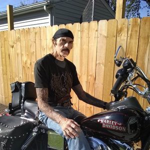 Meet your Posher, Buddy